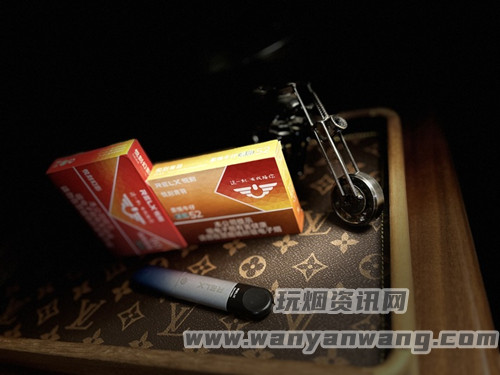 悦刻国标柔情牛仔和绿扇盈盈口味测评对比